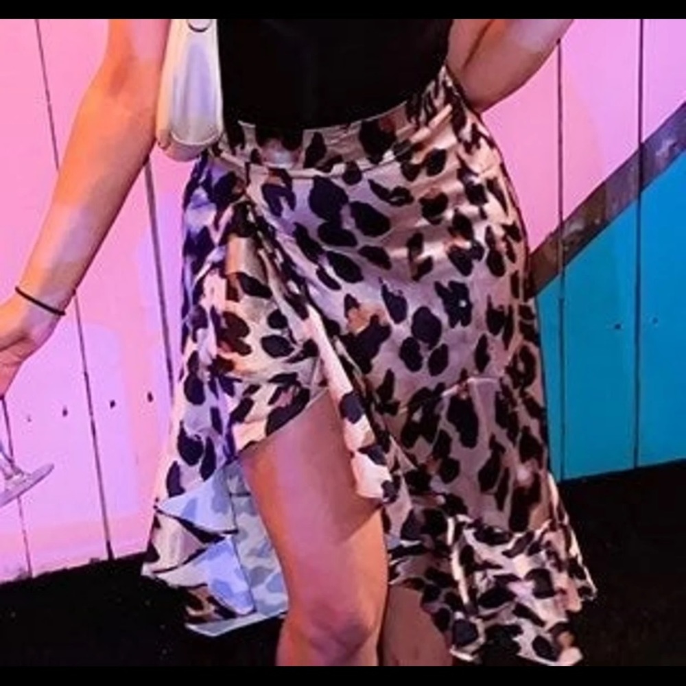 Ruffle animal print skirt